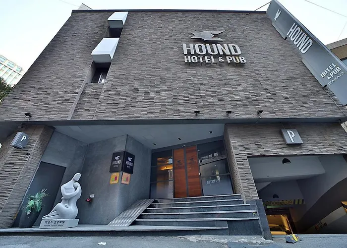 Seomyeon Hound 1st Street Busan