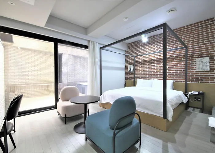 Seomyeon Hound 1st Street Hotel Busan
