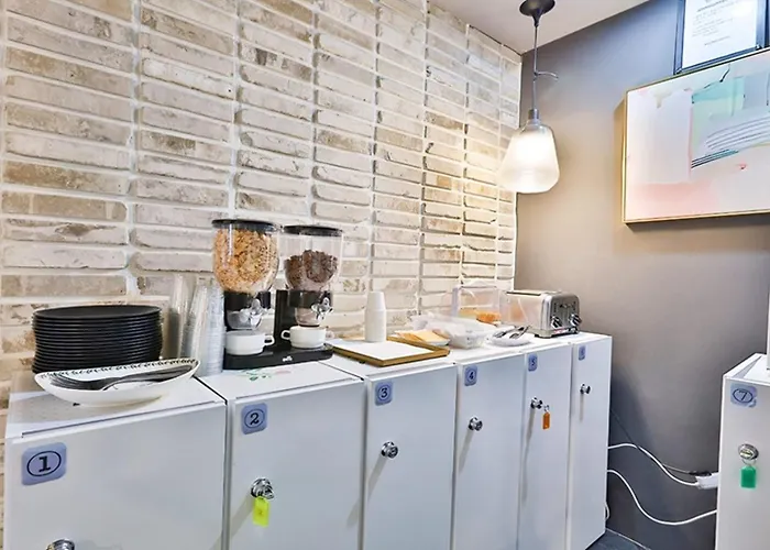 Seomyeon Hound 1st Street 3* Busan