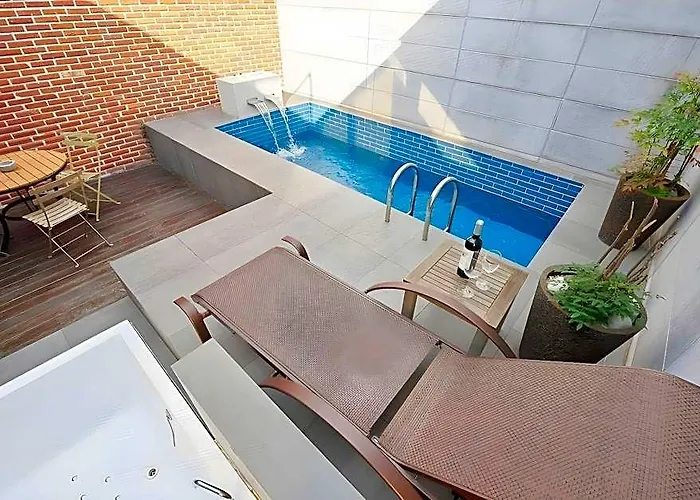 Seomyeon Hound 1st Street Hotel 3*