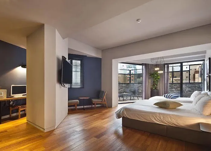 Seomyeon Hound 1st Street Hotel 3*